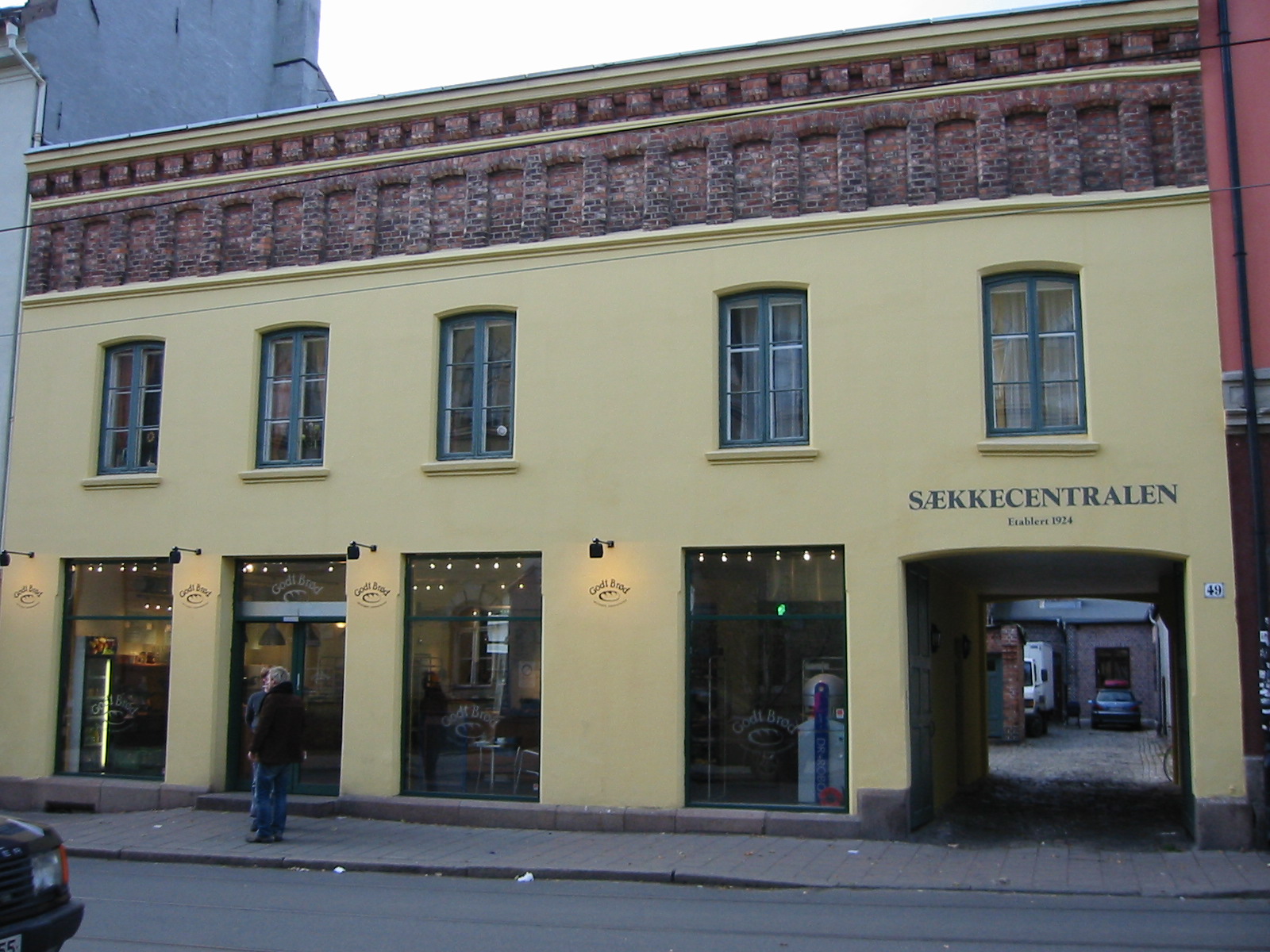 Sækkecentralens tidligere lager og kontor, 1932-2014